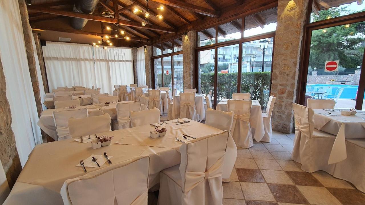 Zakros Hotel トロン エクステリア 写真